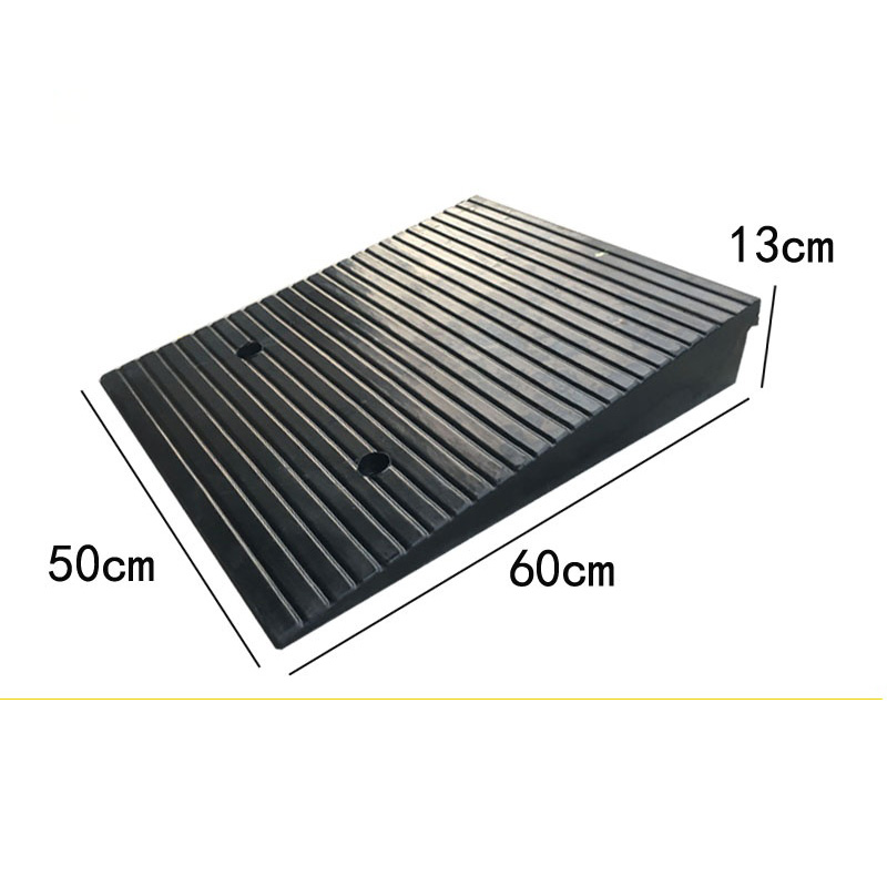 Heavy Duty Industrial Rubber Kerb Ramp, Anti-Slip Portable Driveway Car Ramp, for Loading Docks and Sidewalks