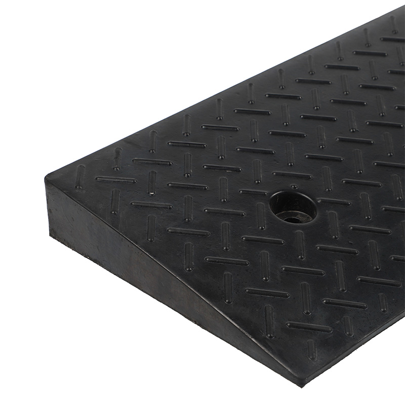 Durable Rubber Kerb Ramp, Heavy Duty Portable Driveway Edge Step Riser, Wheelchair Access, Anti-Slip Grid Surface