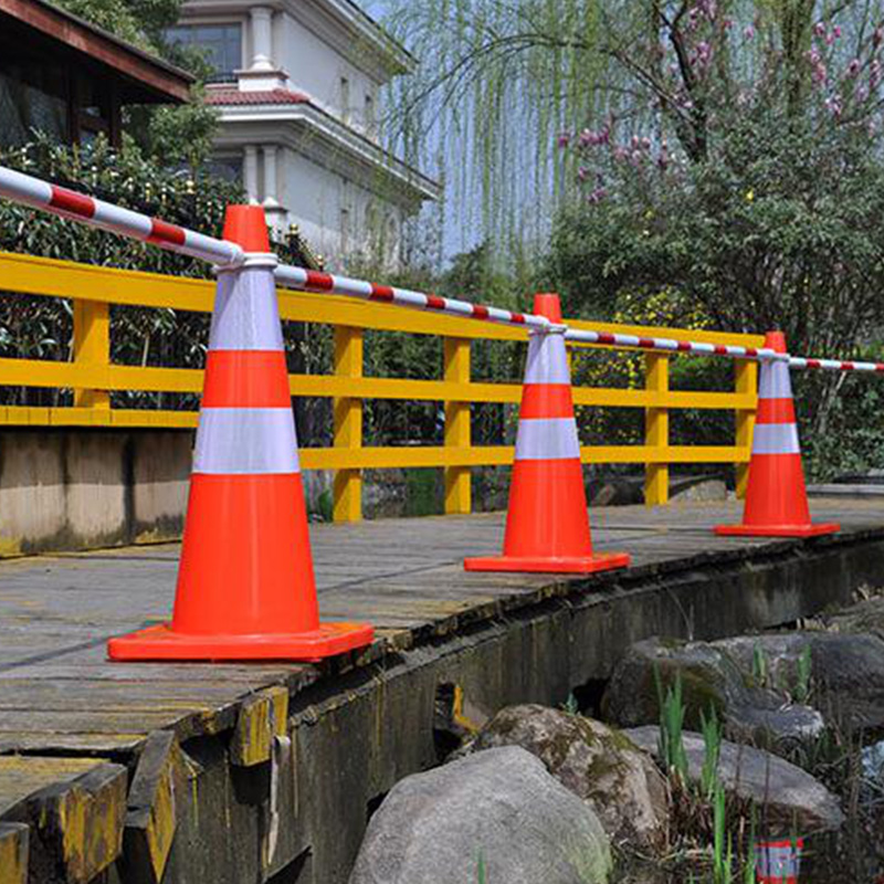 Fixed Style Traffic Cone Bar